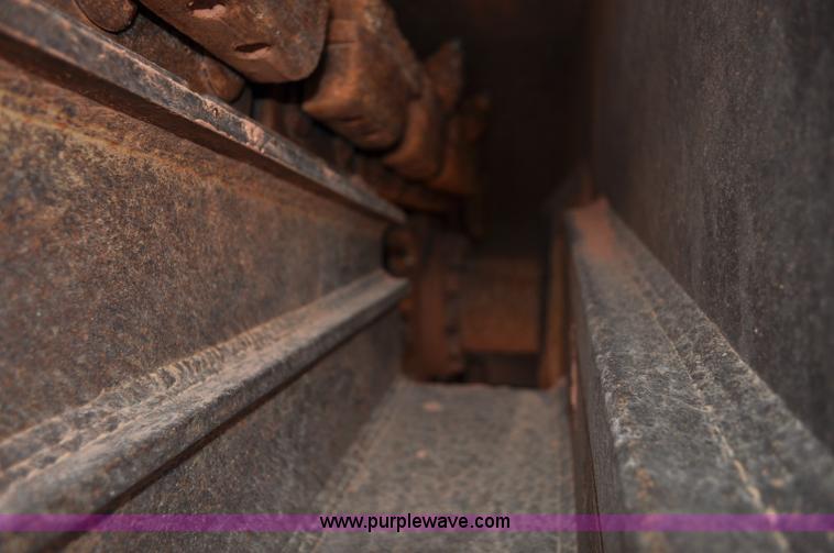 image for item C3048 2000 Tesmec TRS 1085 chainsaw trencher