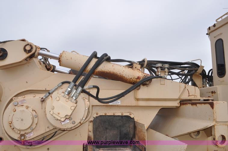 image for item C3048 2000 Tesmec TRS 1085 chainsaw trencher