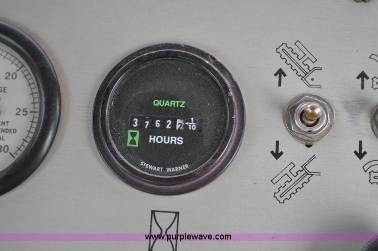 image for item C3048 2000 Tesmec TRS 1085 chainsaw trencher