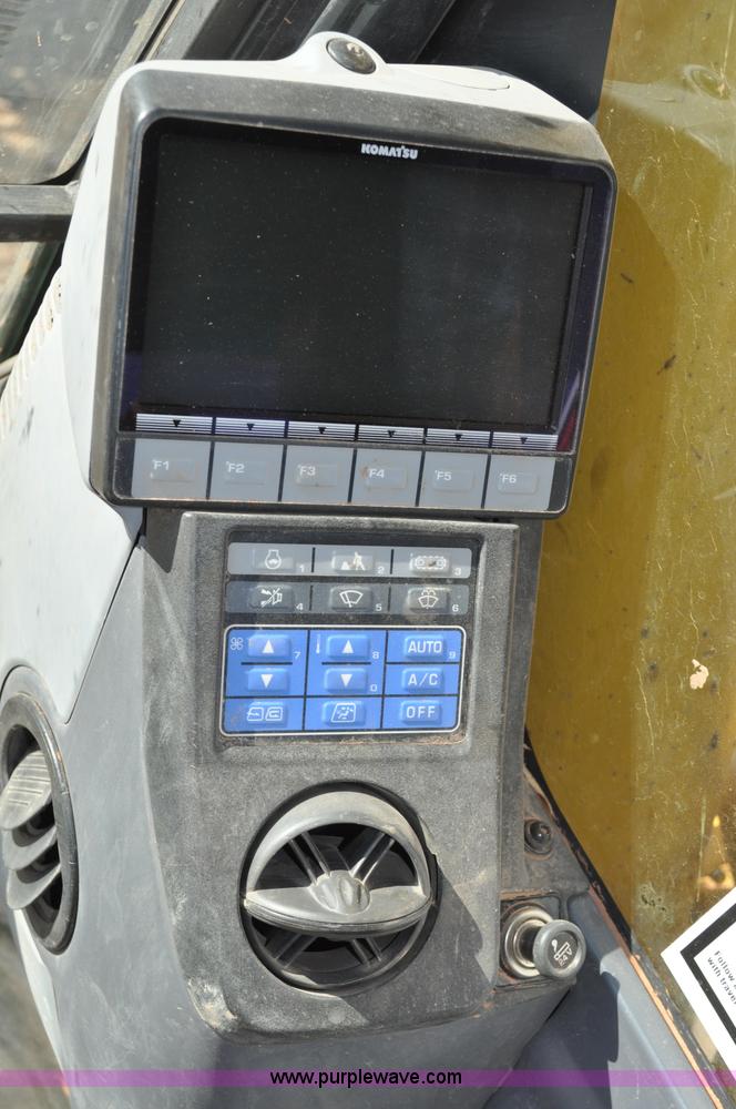 image for item C3051 2008 Komatsu PC200LC-8 excavator