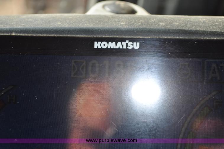 image for item C3051 2008 Komatsu PC200LC-8 excavator