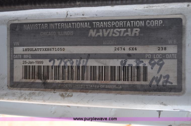 image for item C3053 1999 IHC 2674 vac truck