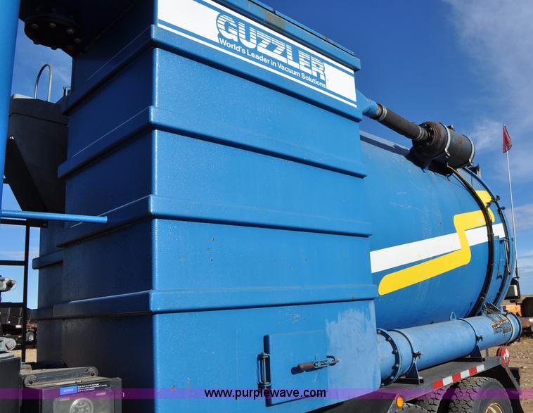 image for item C3053 1999 IHC 2674 vac truck