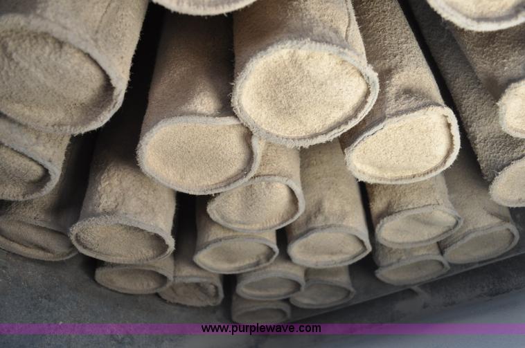 image for item C3053 1999 IHC 2674 vac truck