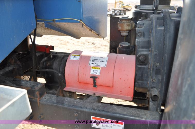 image for item C3053 1999 IHC 2674 vac truck