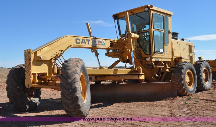 image for item C3054 1987 Caterpillar 140G motor grader