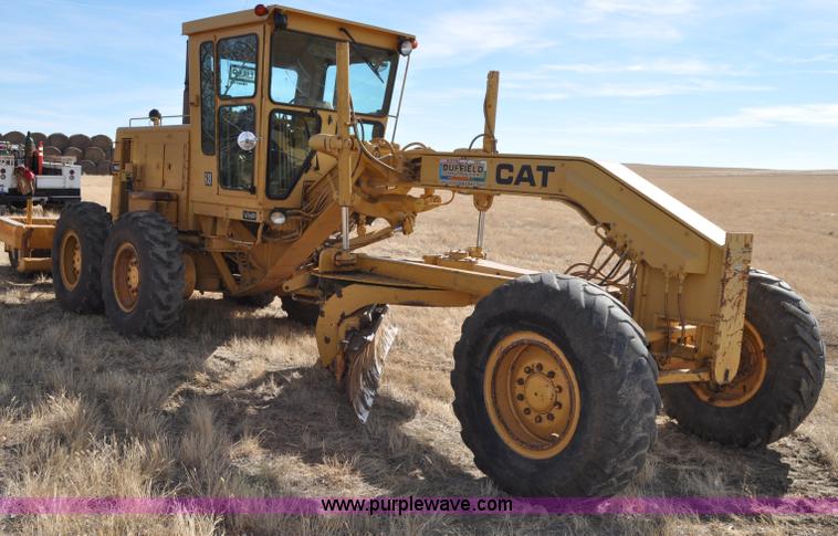 image for item C3054 1987 Caterpillar 140G motor grader