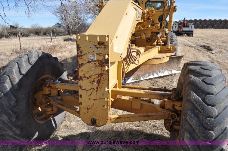 image for item C3054 1987 Caterpillar 140G motor grader