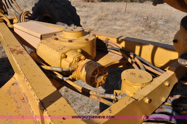 image for item C3054 1987 Caterpillar 140G motor grader