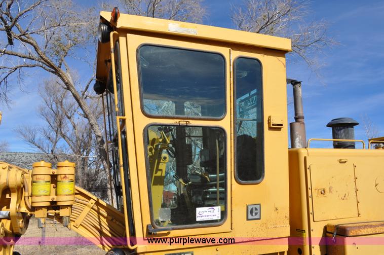 image for item C3054 1987 Caterpillar 140G motor grader