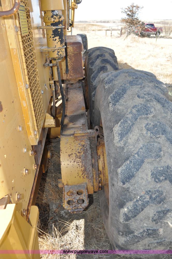 image for item C3054 1987 Caterpillar 140G motor grader