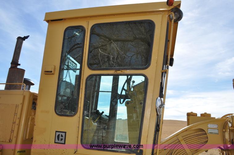 image for item C3054 1987 Caterpillar 140G motor grader
