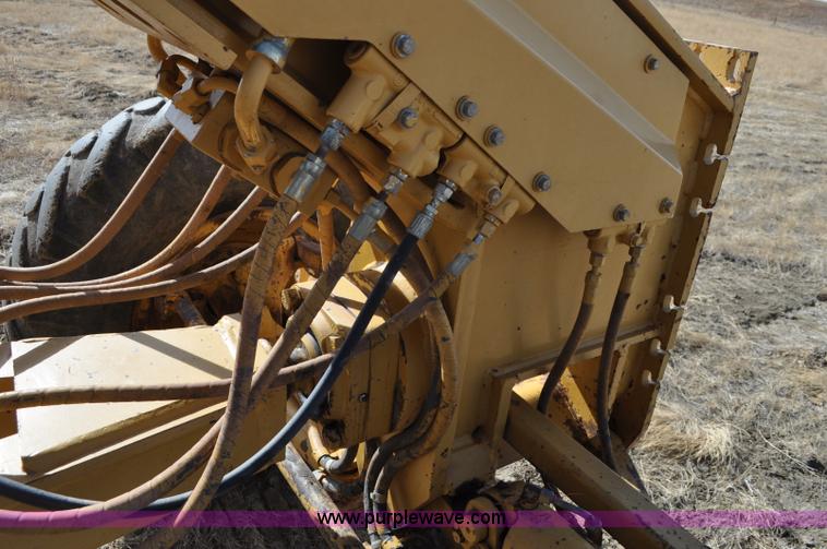 image for item C3054 1987 Caterpillar 140G motor grader