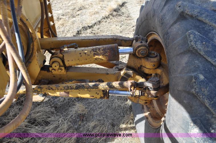 image for item C3054 1987 Caterpillar 140G motor grader