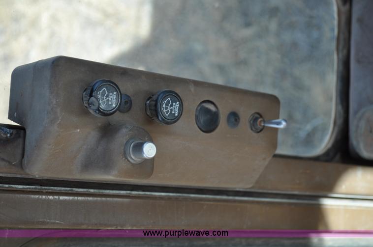 image for item C3054 1987 Caterpillar 140G motor grader