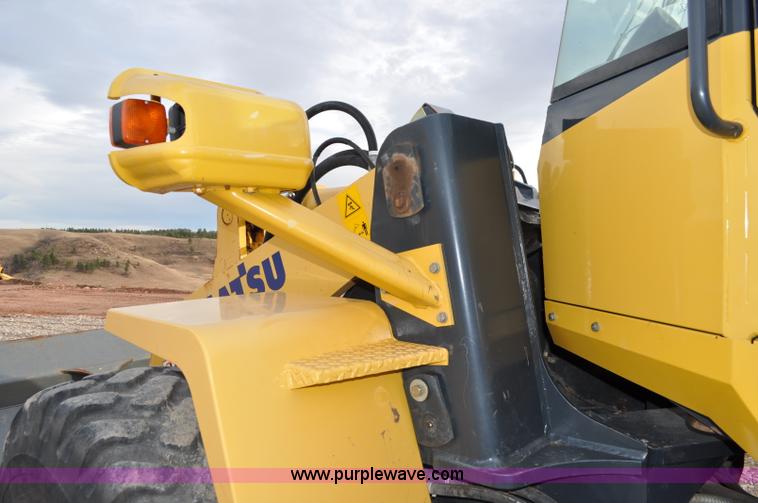 image for item C3055 2007 Komatsu WA320-5L wheel loader