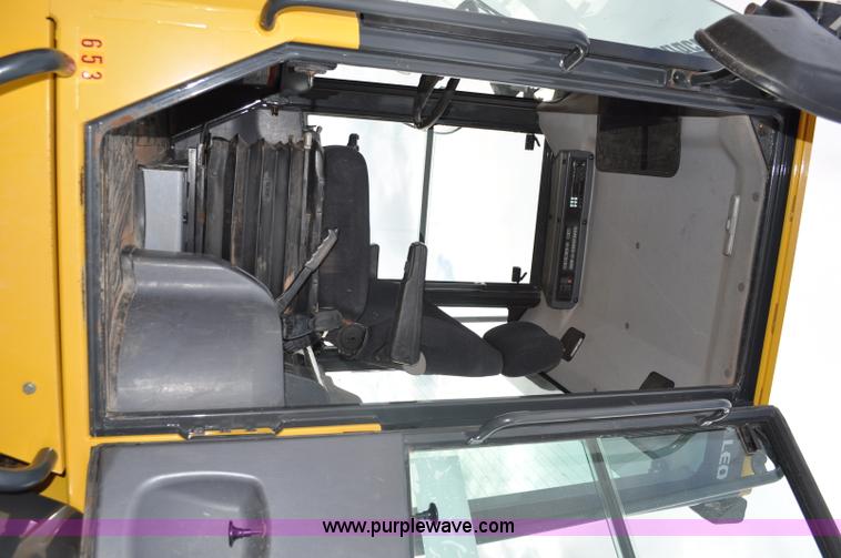 image for item C3055 2007 Komatsu WA320-5L wheel loader