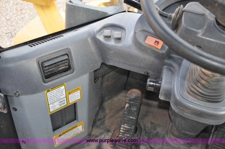 image for item C3055 2007 Komatsu WA320-5L wheel loader