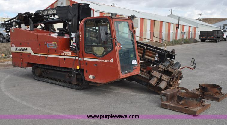 image for item C3059 2000 Ditch Witch 7020 directional drill