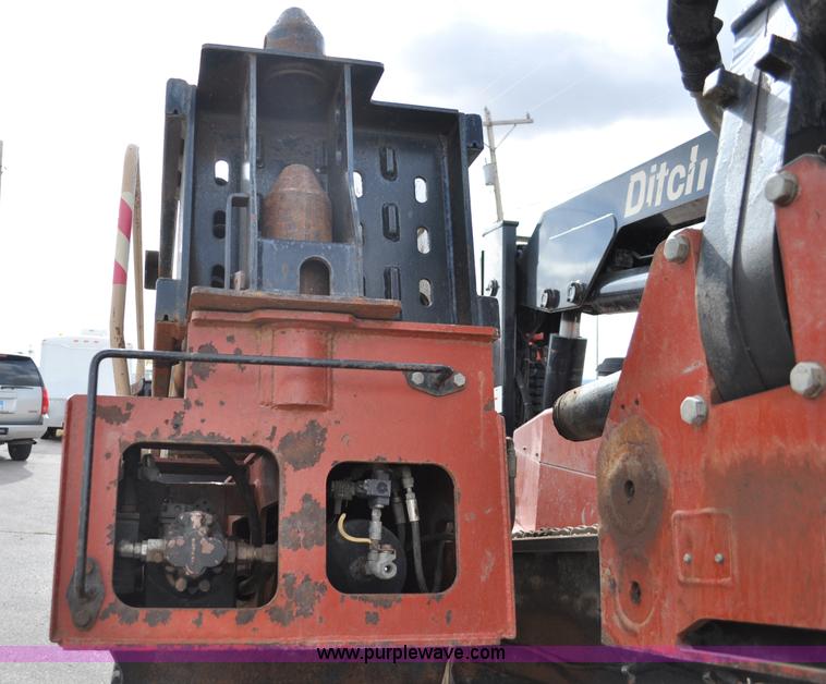 image for item C3059 2000 Ditch Witch 7020 directional drill