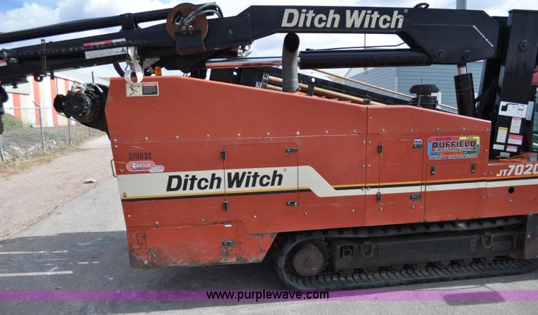 image for item C3059 2000 Ditch Witch 7020 directional drill