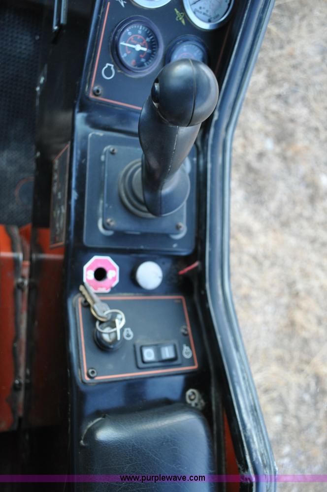 image for item C3059 2000 Ditch Witch 7020 directional drill