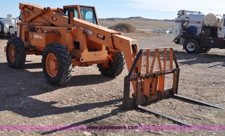 image for item C3061 1997 Traverse Lift TL8040 telehandler