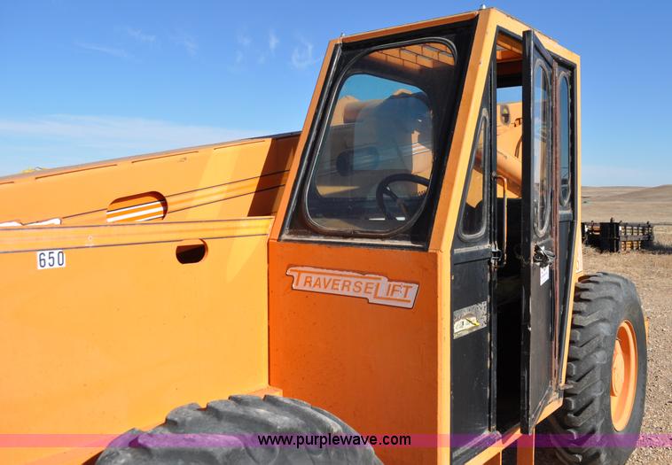 image for item C3061 1997 Traverse Lift TL8040 telehandler