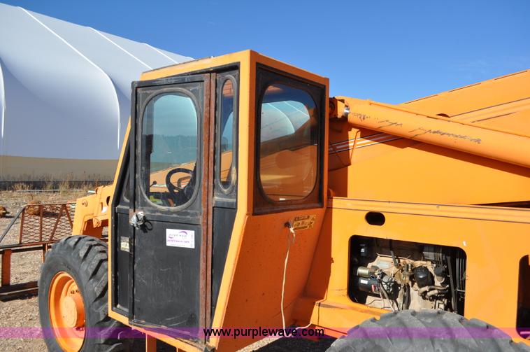 image for item C3061 1997 Traverse Lift TL8040 telehandler
