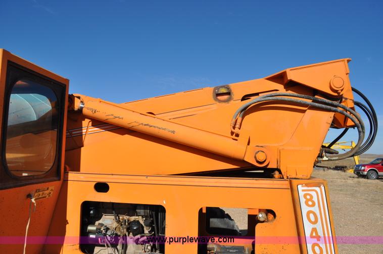 image for item C3061 1997 Traverse Lift TL8040 telehandler