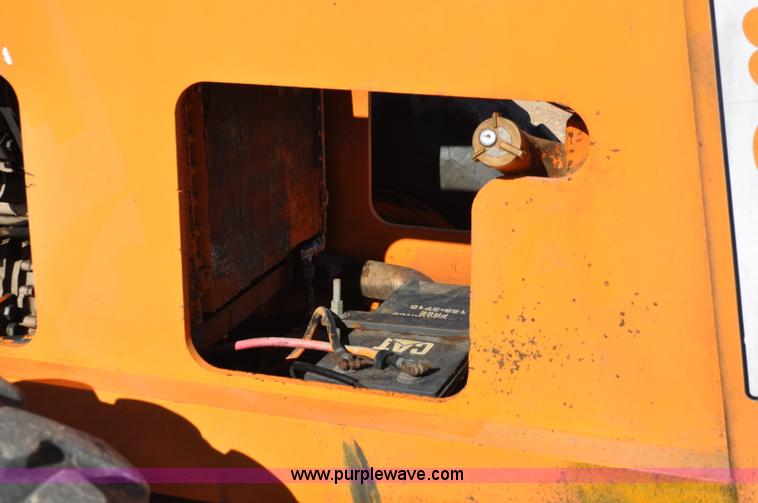 image for item C3061 1997 Traverse Lift TL8040 telehandler