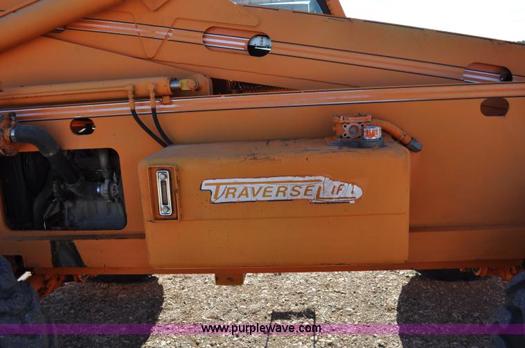 image for item C3061 1997 Traverse Lift TL8040 telehandler
