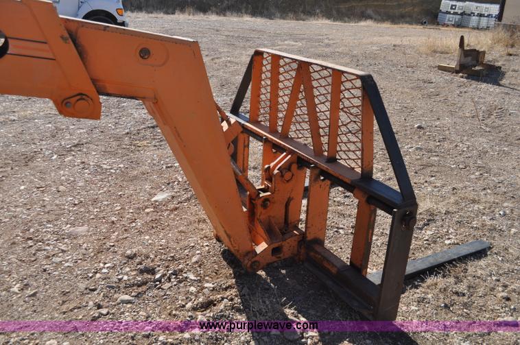 image for item C3061 1997 Traverse Lift TL8040 telehandler