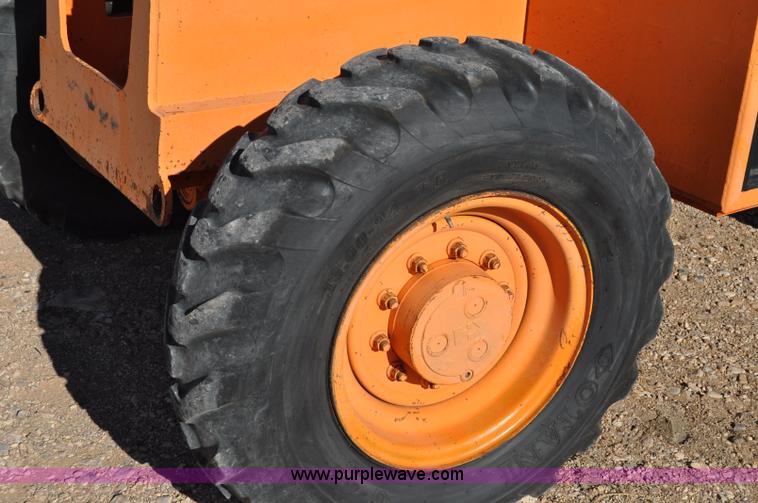 image for item C3061 1997 Traverse Lift TL8040 telehandler