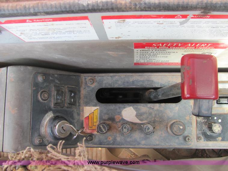 image for item C3062 1993 Hitachi EX150 excavator