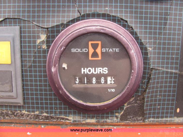 image for item C3063 1998 Ditch Witch JT920L directional boring machine