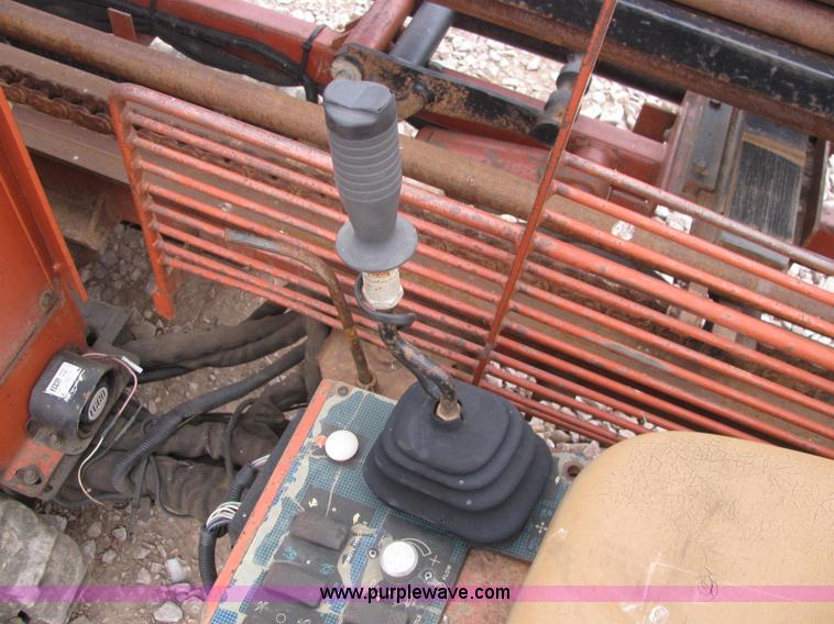image for item C3063 1998 Ditch Witch JT920L directional boring machine