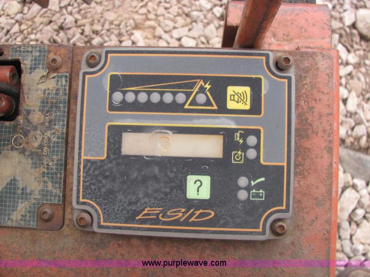 image for item C3063 1998 Ditch Witch JT920L directional boring machine