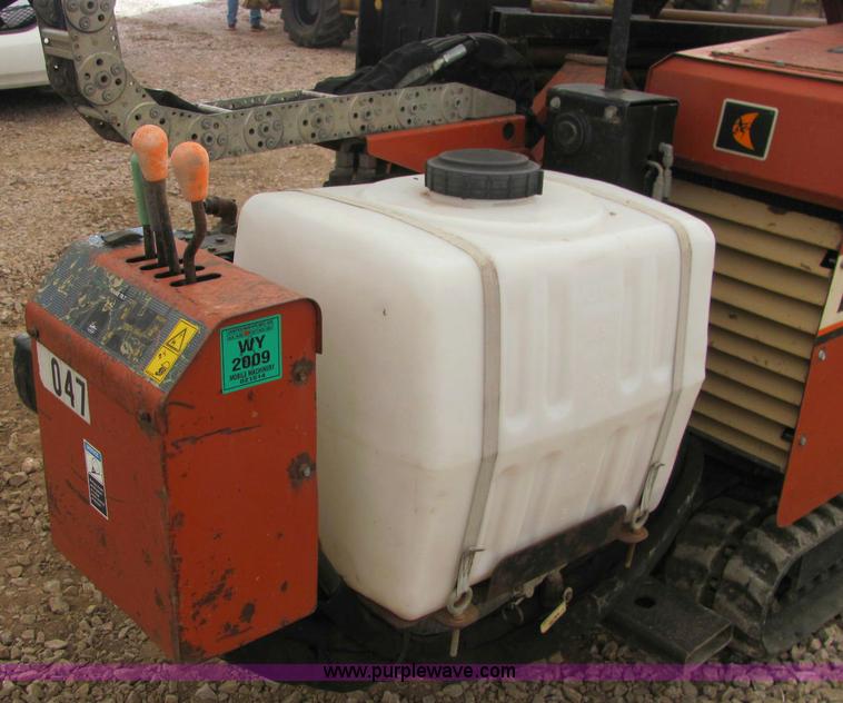 image for item C3063 1998 Ditch Witch JT920L directional boring machine