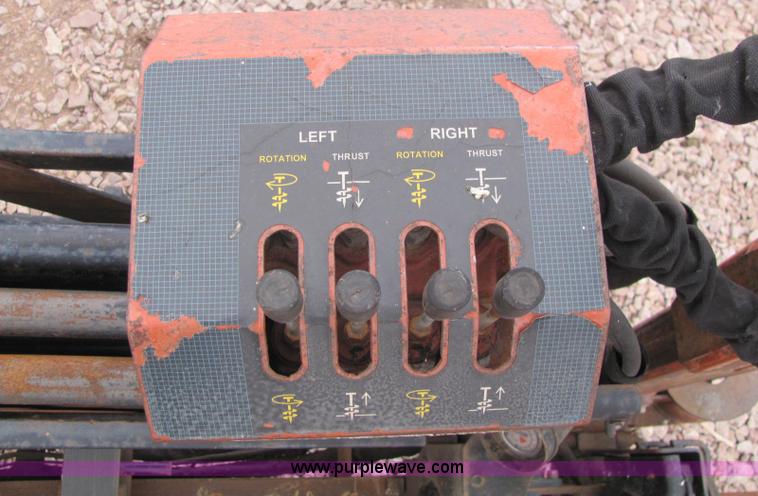 image for item C3063 1998 Ditch Witch JT920L directional boring machine
