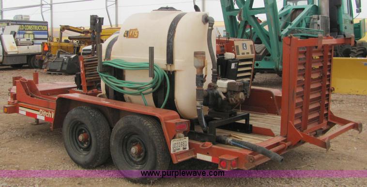 image for item C3065 1999 Ditch Witch JT520 directional drill