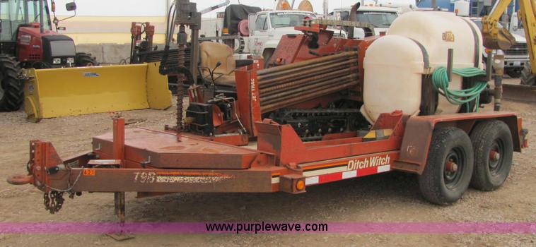 image for item C3065 1999 Ditch Witch JT520 directional drill