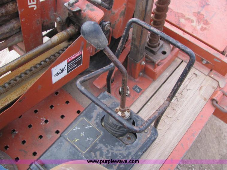 image for item C3065 1999 Ditch Witch JT520 directional drill