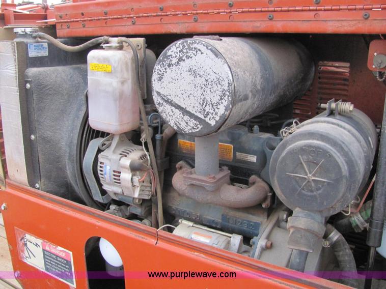 image for item C3065 1999 Ditch Witch JT520 directional drill