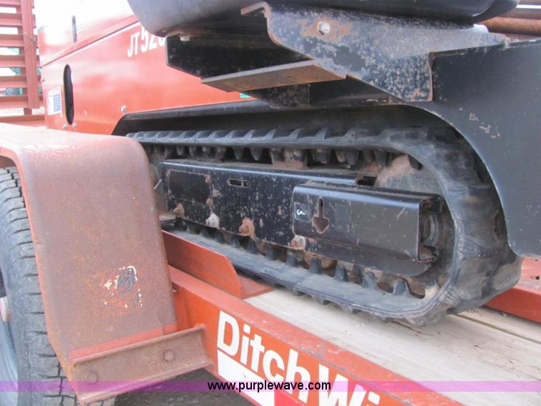 image for item C3065 1999 Ditch Witch JT520 directional drill