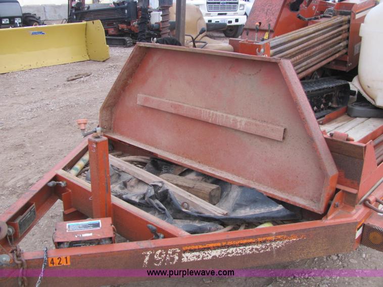 image for item C3065 1999 Ditch Witch JT520 directional drill