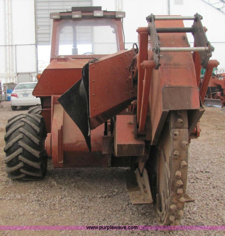 image for item C3068 Ditch Witch R100JD rock saw