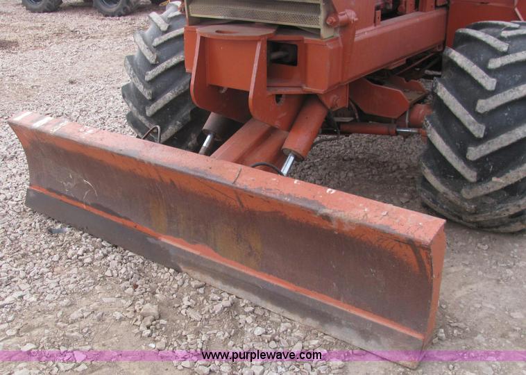 image for item C3068 Ditch Witch R100JD rock saw