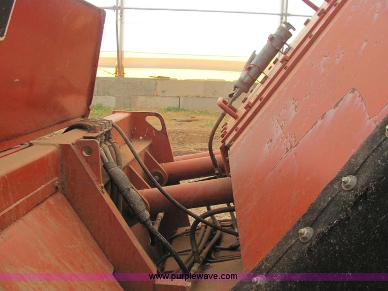 image for item C3068 Ditch Witch R100JD rock saw