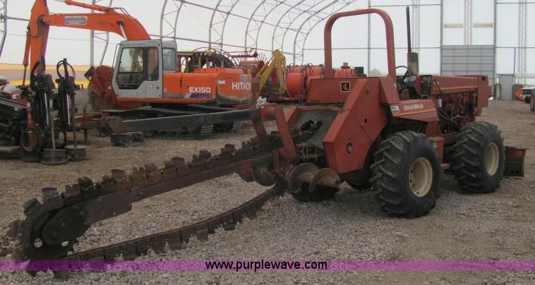 image for item C3071 Ditch Witch 6510DD trencher